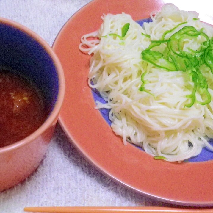 トマトそうめん